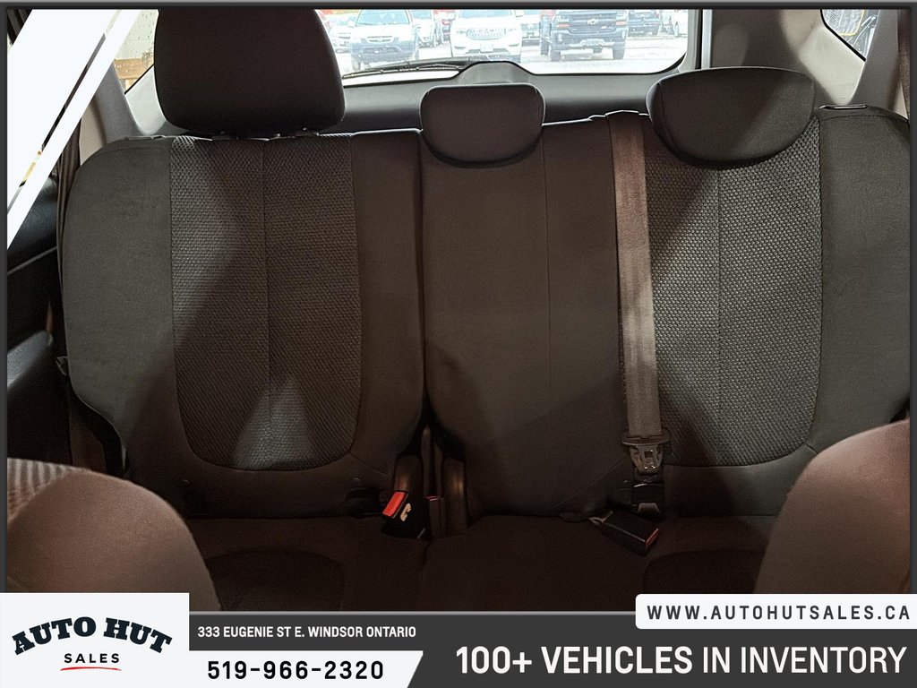 2012 Kia Rondo in Windsor, Ontario - 18 - w1024h768px