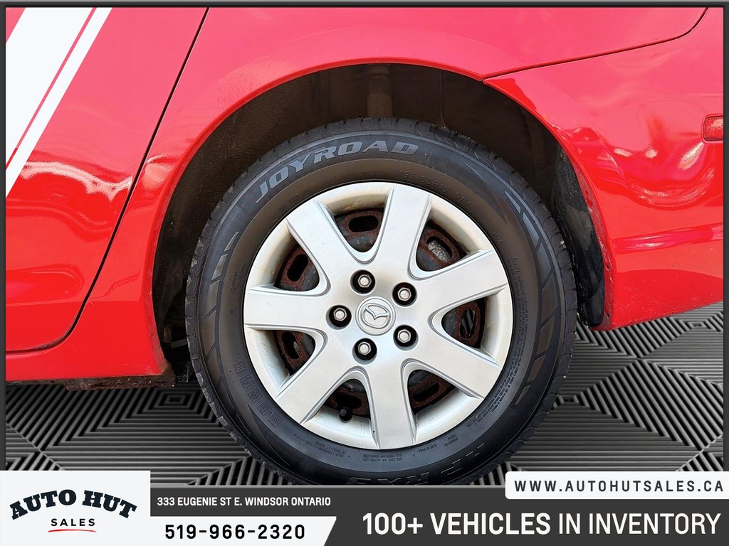 2008 Mazda 3 in Windsor, Ontario - 7 - w1024h768px