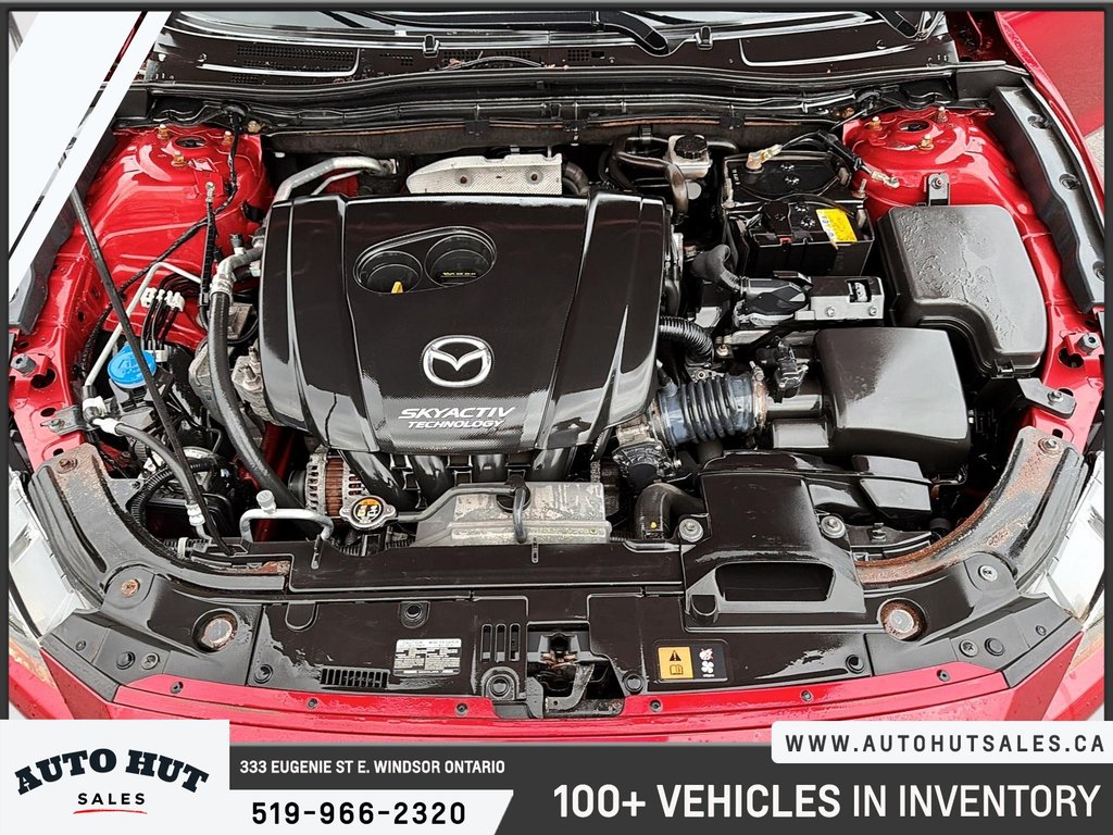 2018 Mazda 3 in Windsor, Ontario - 8 - w1024h768px