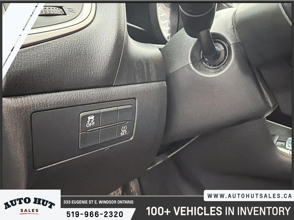 2018 Mazda 3 in Windsor, Ontario - 16 - w1024h768px