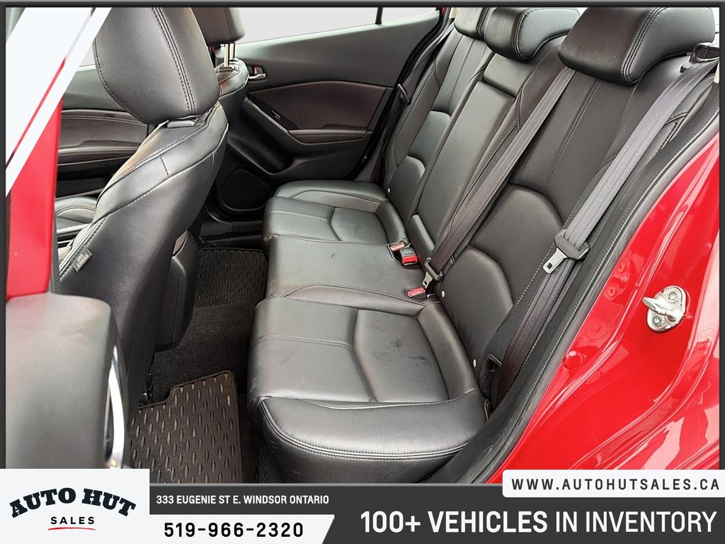 2018 Mazda 3 in Windsor, Ontario - 22 - w1024h768px