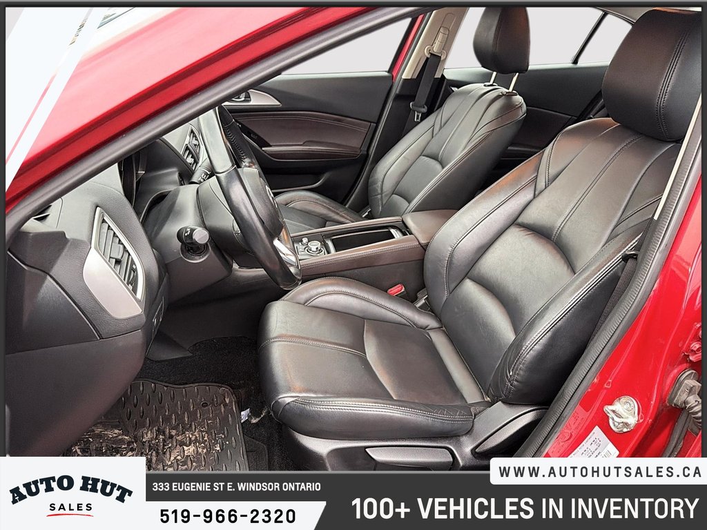 2018 Mazda 3 in Windsor, Ontario - 9 - w1024h768px