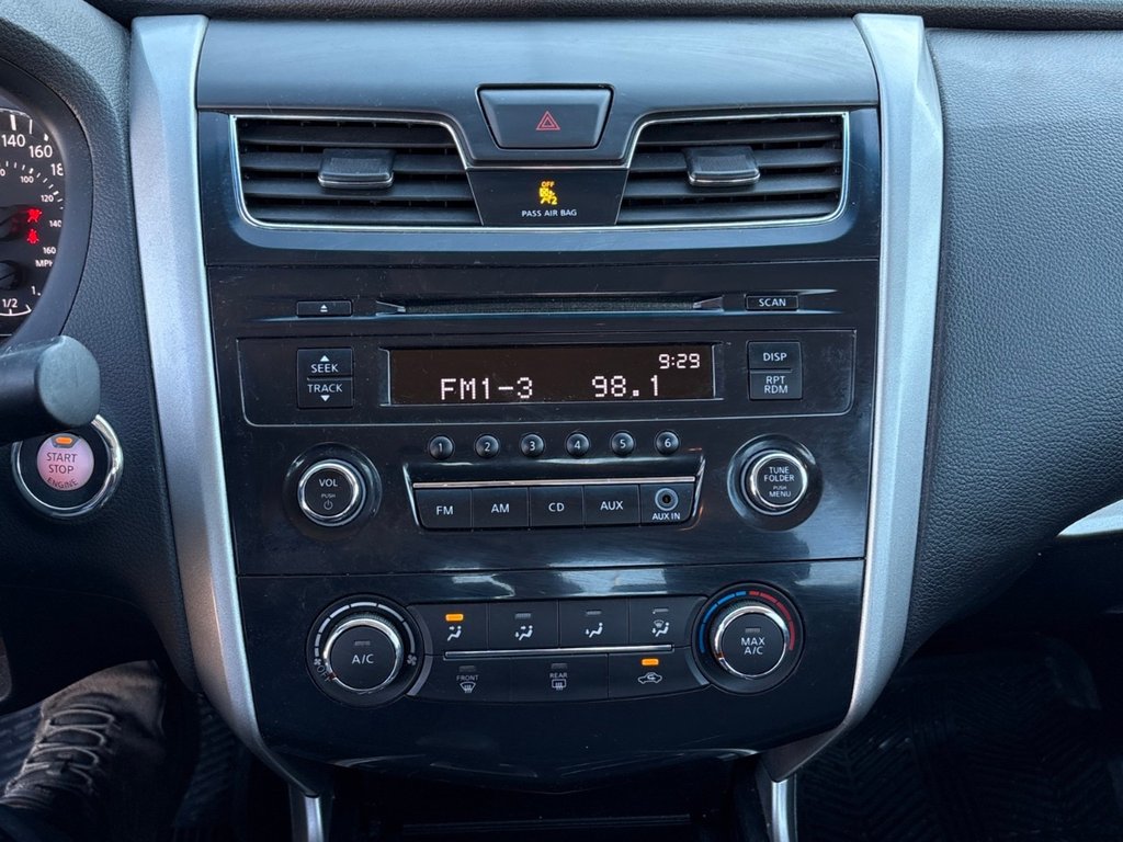 2014 Nissan Altima in Windsor, Ontario - 11 - w1024h768px