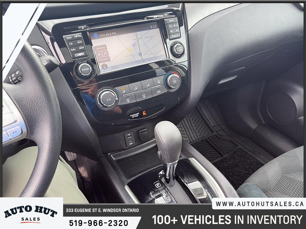2016 Nissan Rogue SV in Windsor, Ontario - 15 - w1024h768px