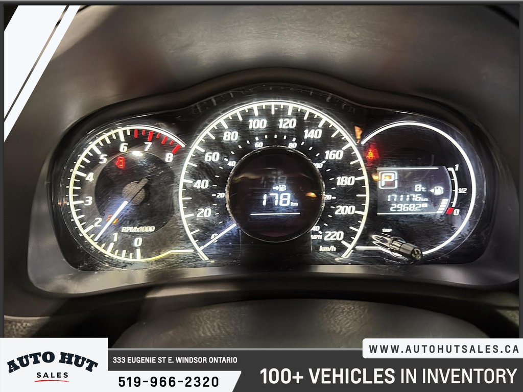 2015 Nissan Versa Note SV in Windsor, Ontario - 13 - w1024h768px