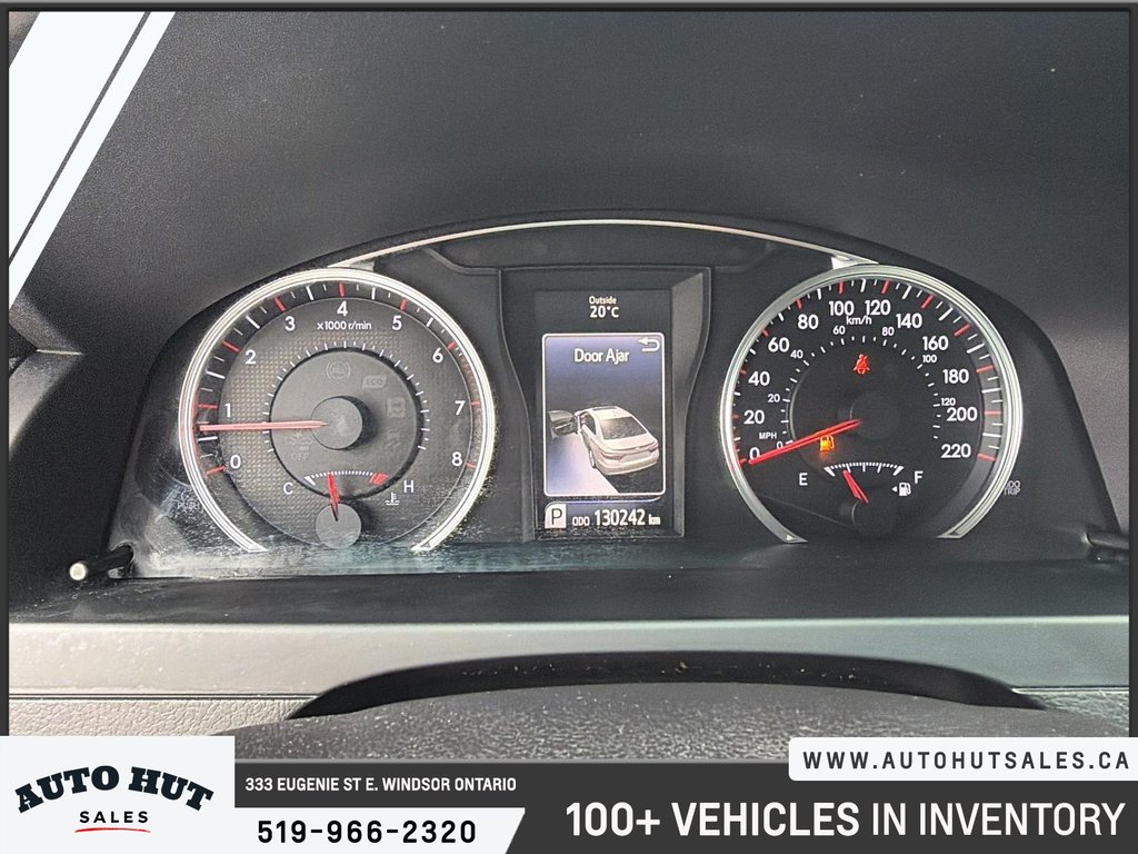 2015 Toyota Camry in Windsor, Ontario - 13 - w1024h768px