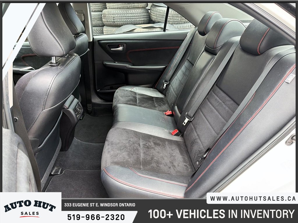 2015 Toyota Camry in Windsor, Ontario - 16 - w1024h768px