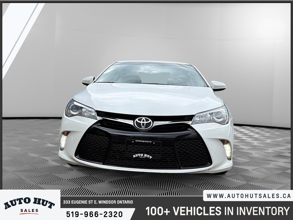 2015 Toyota Camry in Windsor, Ontario - 2 - w1024h768px