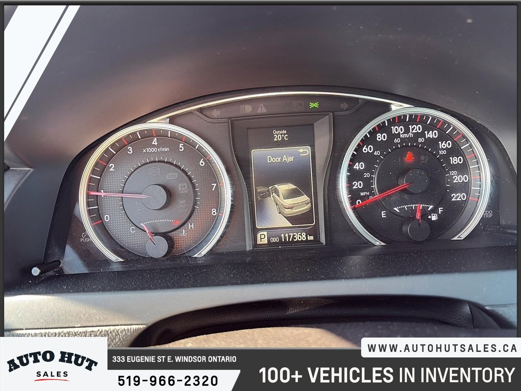 2016 Toyota Camry xse in Windsor, Ontario - 13 - w1024h768px
