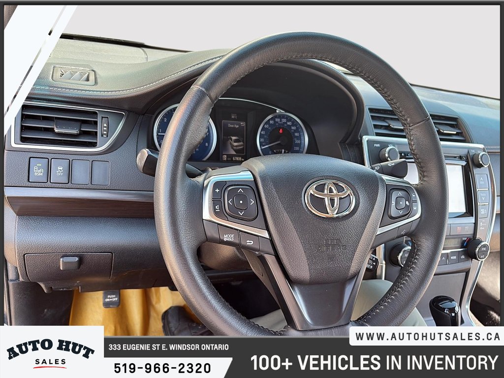 2016 Toyota Camry XLE in Windsor, Ontario - 14 - w1024h768px
