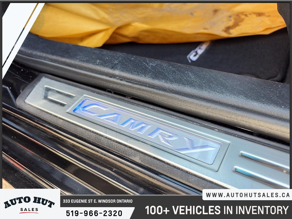 2016 Toyota Camry XLE in Windsor, Ontario - 24 - w1024h768px