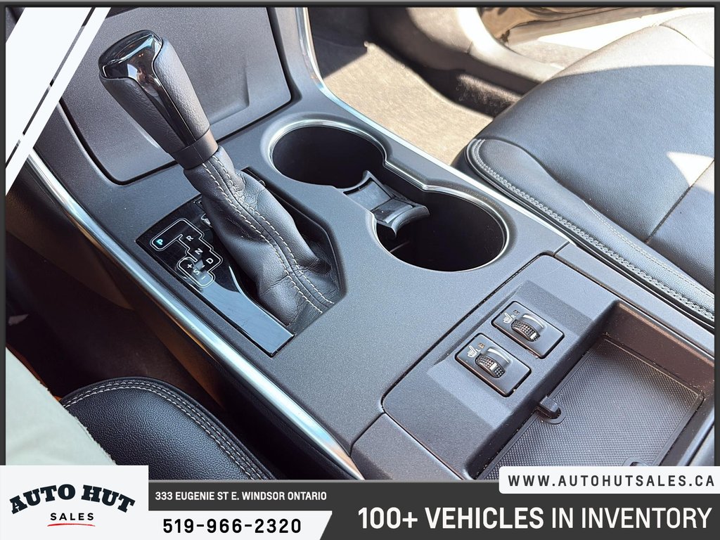 2016 Toyota Camry XLE in Windsor, Ontario - 16 - w1024h768px