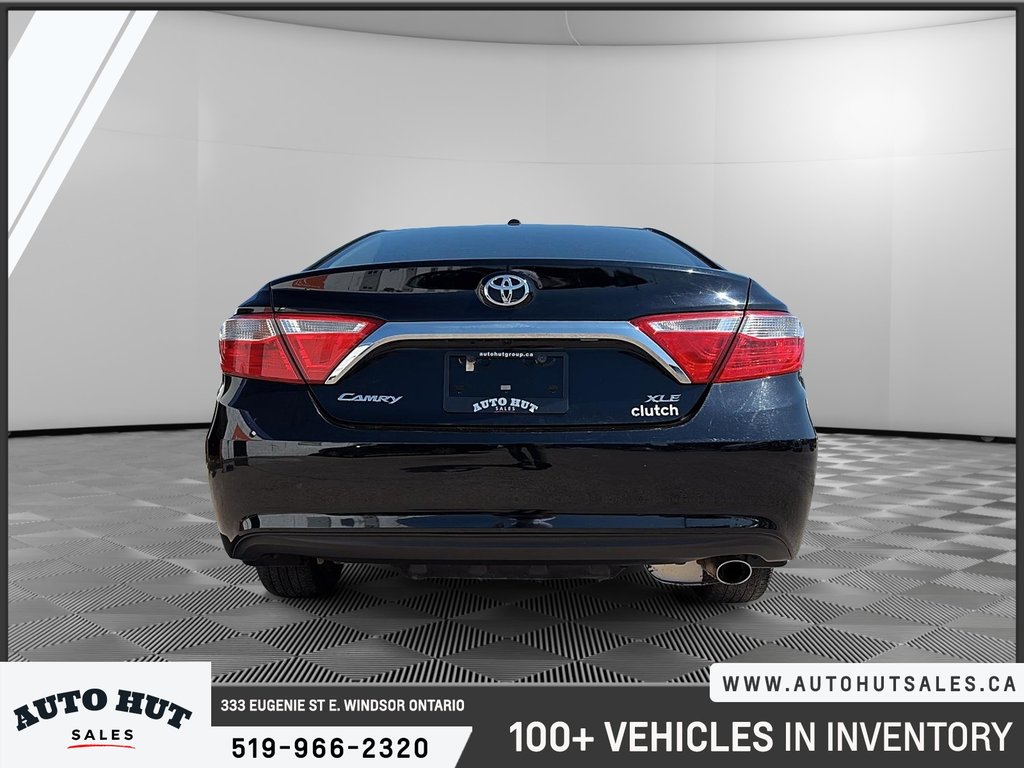 2016 Toyota Camry XLE in Windsor, Ontario - 3 - w1024h768px