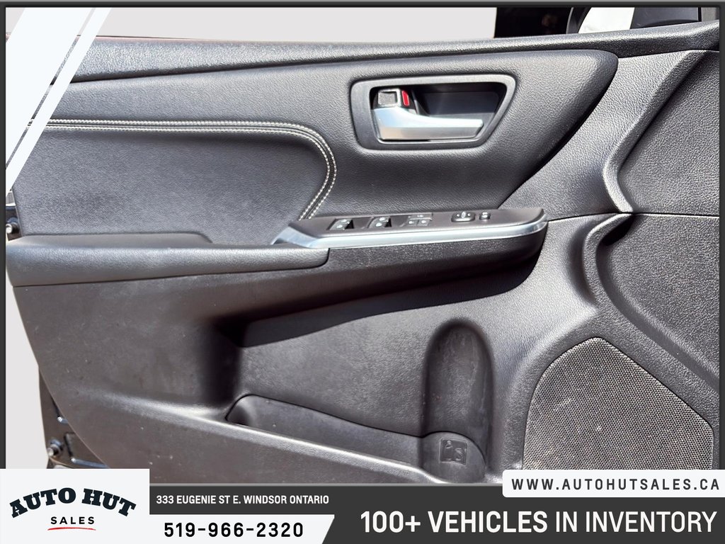2016 Toyota Camry XLE in Windsor, Ontario - 11 - w1024h768px