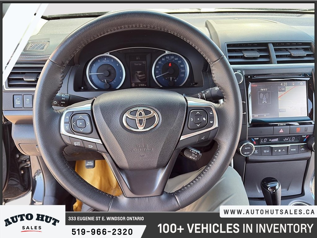 2016 Toyota Camry XLE in Windsor, Ontario - 12 - w1024h768px