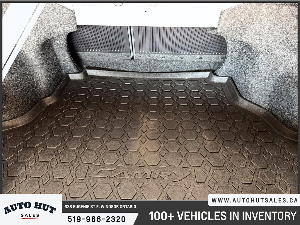 2016 Toyota Camry in Windsor, Ontario - 6 - w1024h768px