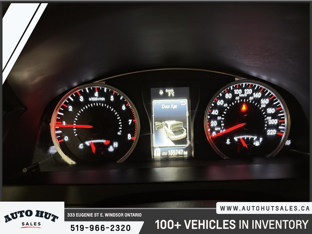 2017 Toyota Camry in Windsor, Ontario - 13 - w1024h768px