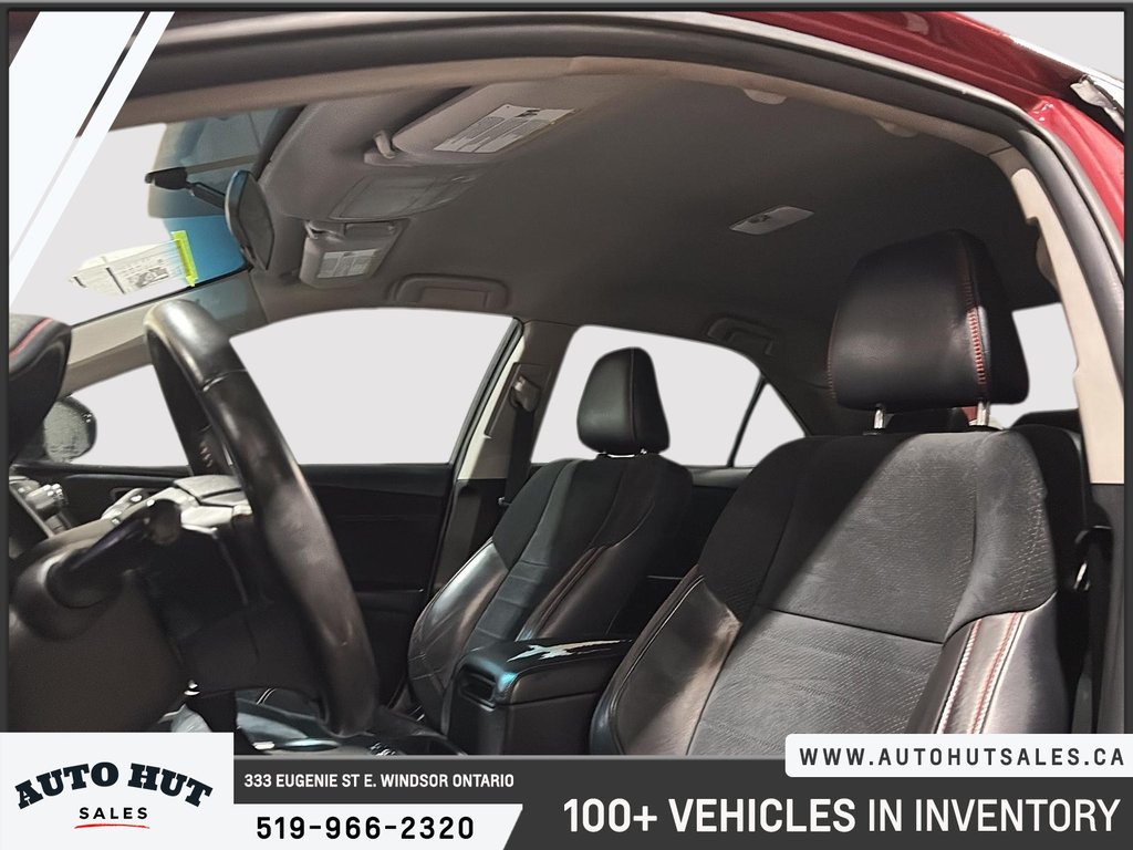 2017 Toyota Camry in Windsor, Ontario - 17 - w1024h768px