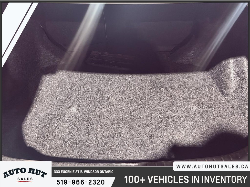 2014 Toyota Corolla LE in Windsor, Ontario - 6 - w1024h768px