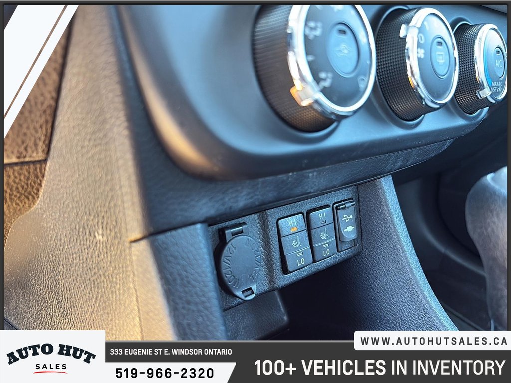 2014 Toyota Corolla LE in Windsor, Ontario - 18 - w1024h768px