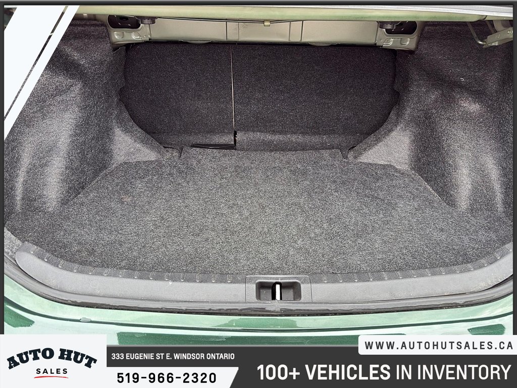 2016 Toyota Corolla LE in Windsor, Ontario - 6 - w1024h768px