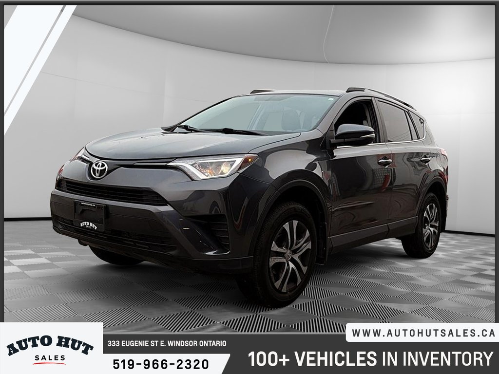 2016 Toyota RAV4 LE in Windsor, Ontario - 1 - w1024h768px