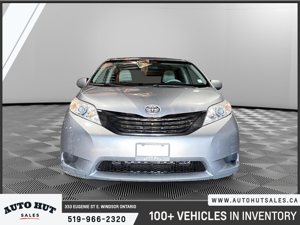 2012 Toyota Sienna CE in Windsor, Ontario - 2 - w1024h768px
