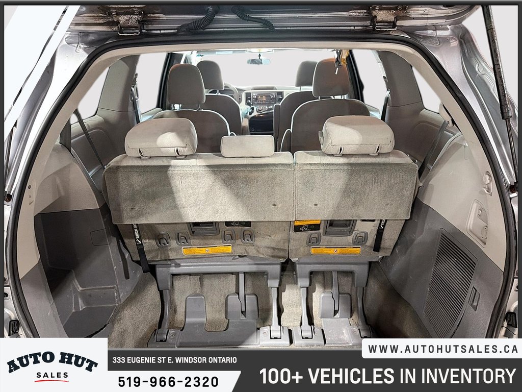 2012 Toyota Sienna CE in Windsor, Ontario - 6 - w1024h768px