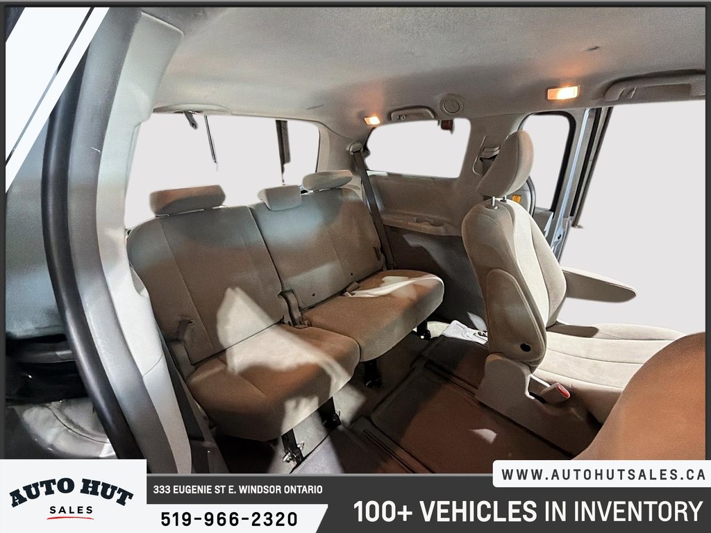 2012 Toyota Sienna CE in Windsor, Ontario - 19 - w1024h768px