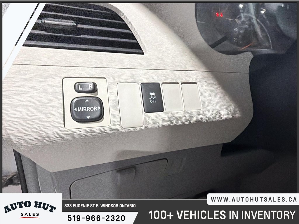 2012 Toyota Sienna CE in Windsor, Ontario - 15 - w1024h768px
