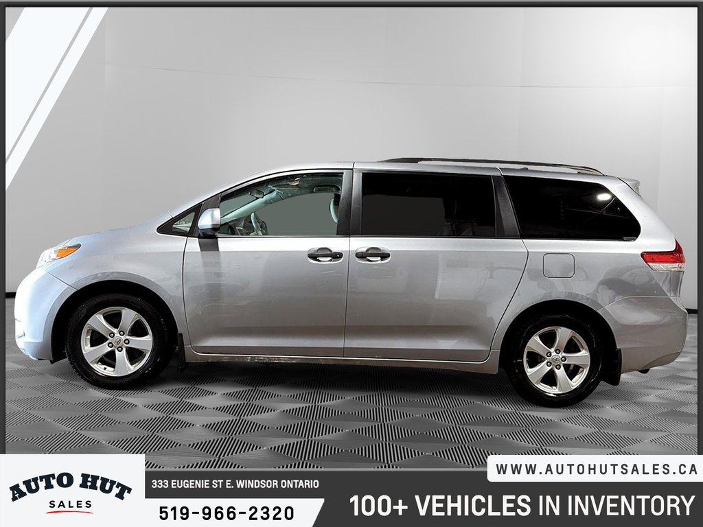 2012 Toyota Sienna CE in Windsor, Ontario - 3 - w1024h768px