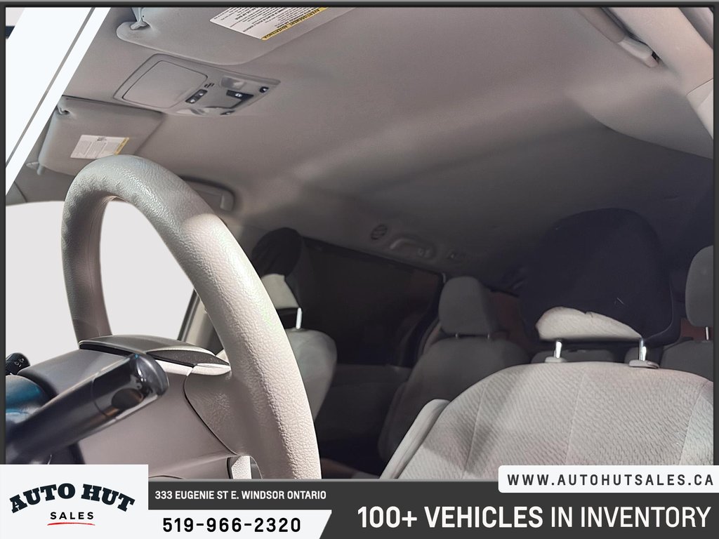 2013 Toyota Sienna in Windsor, Ontario - 17 - w1024h768px