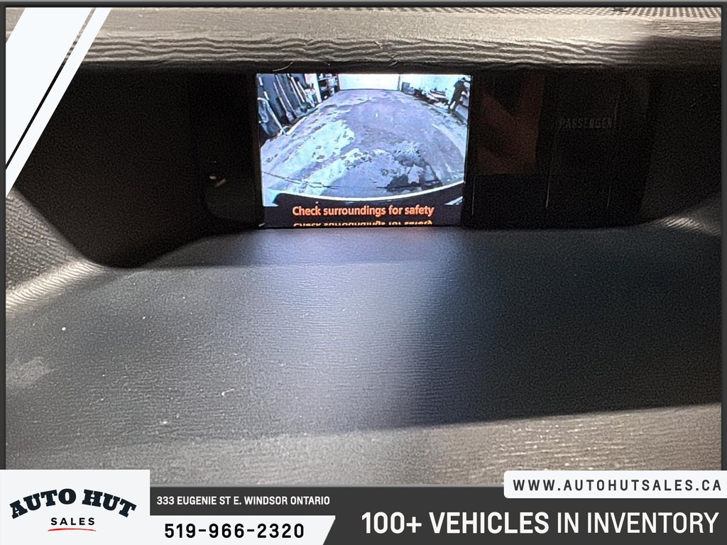 2013 Toyota Sienna in Windsor, Ontario - 18 - w1024h768px