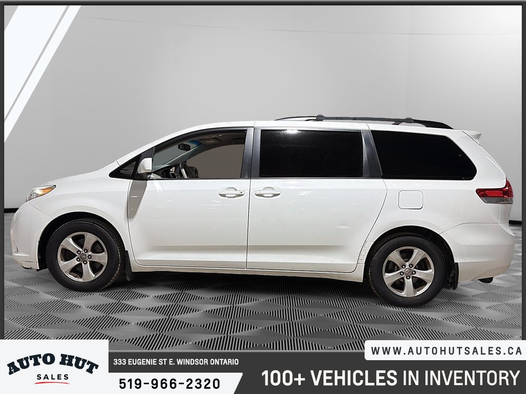 2013 Toyota Sienna in Windsor, Ontario - 5 - w1024h768px