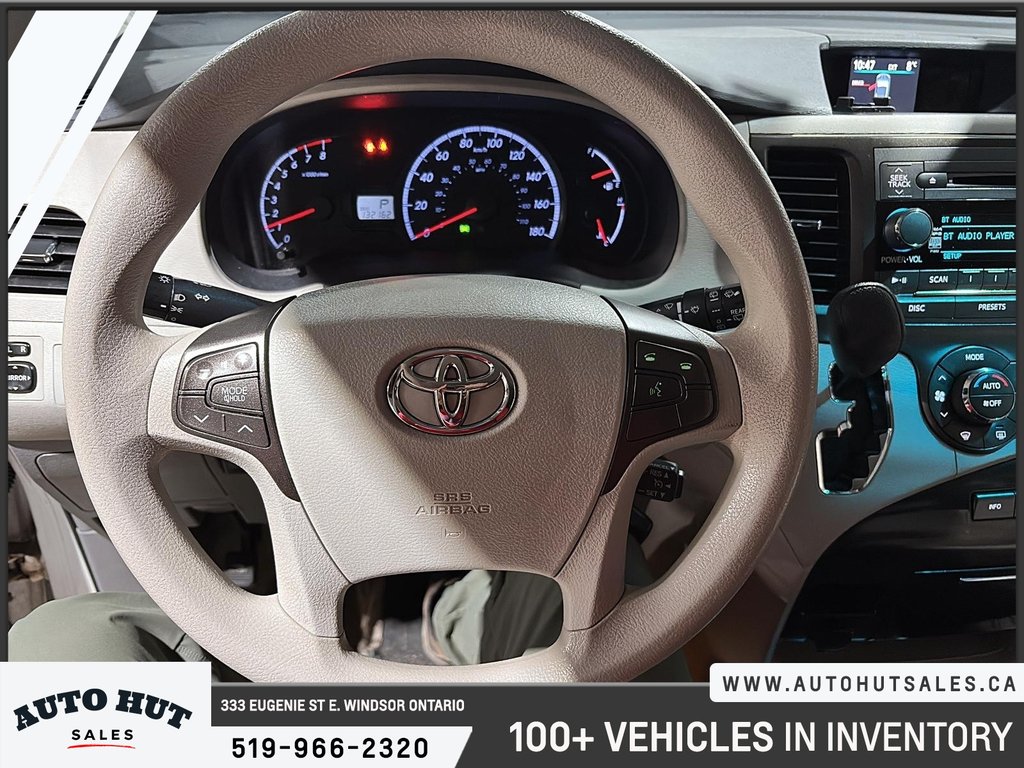 2013 Toyota Sienna in Windsor, Ontario - 12 - w1024h768px