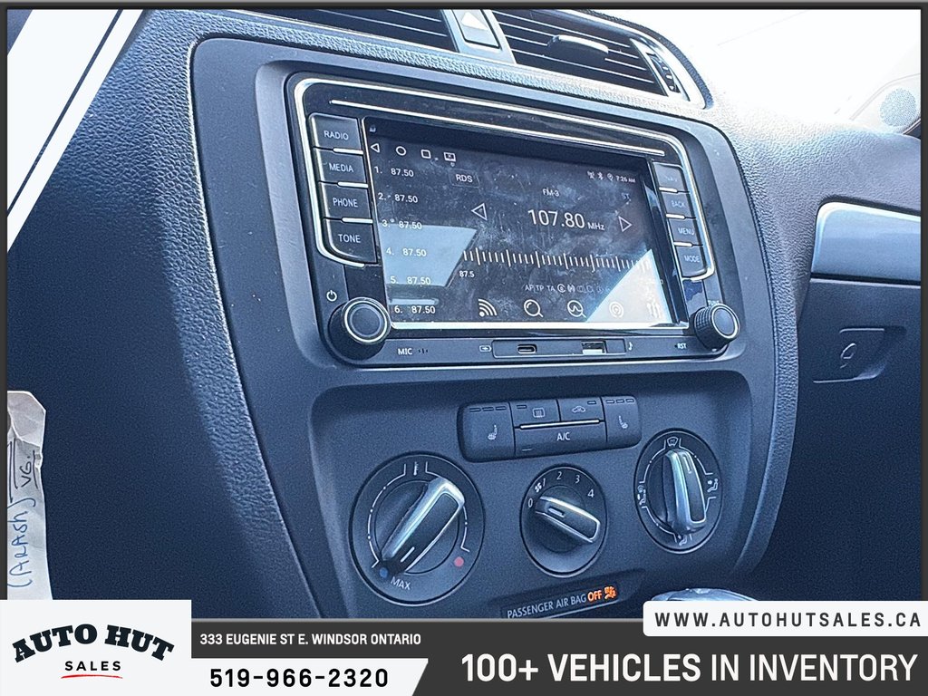 2013 Volkswagen Jetta Sedan in Windsor, Ontario - 16 - w1024h768px