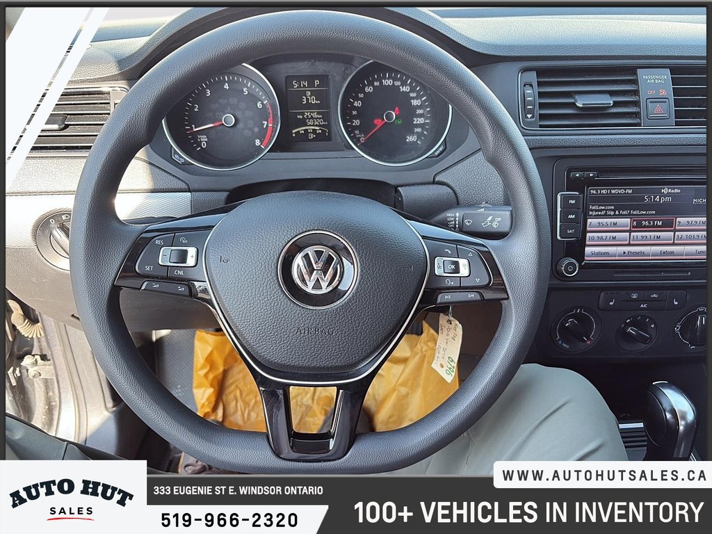 2015 Volkswagen Jetta Sedan in Windsor, Ontario - 12 - w1024h768px