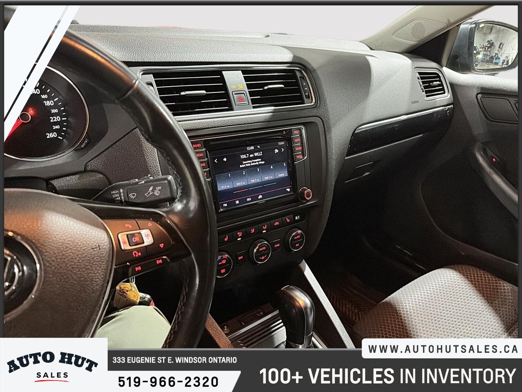 2016 Volkswagen Jetta Sedan Comfortline in Windsor, Ontario - 14 - w1024h768px