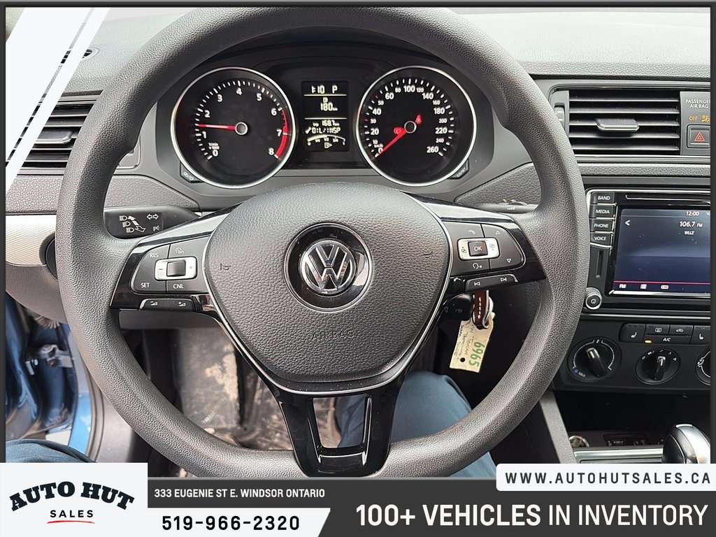 2016 Volkswagen Jetta Sedan in Windsor, Ontario - 12 - w1024h768px