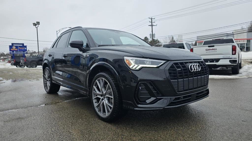 2023 Audi Q3 in Mont-Laurier, Quebec - 3 - w1024h768px