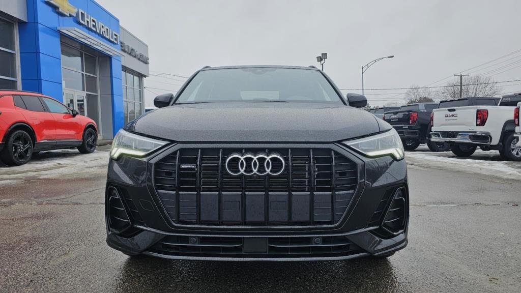 2023 Audi Q3 in Mont-Laurier, Quebec - 2 - w1024h768px