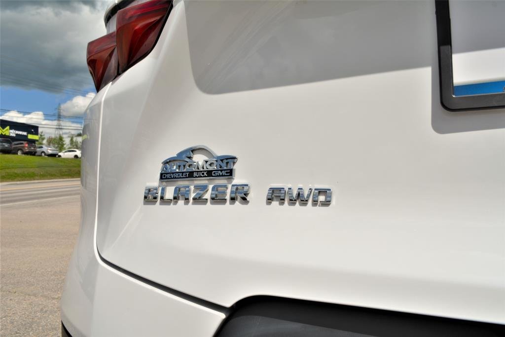 2021 Chevrolet Blazer in Mont-Laurier, Quebec - 12 - w1024h768px