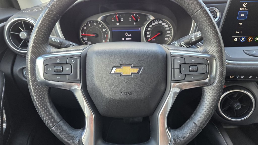 2023 Chevrolet Blazer in Mont-Laurier, Quebec - 21 - w1024h768px