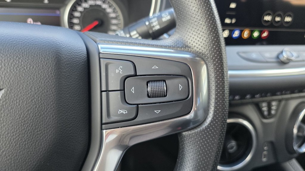 2023 Chevrolet Blazer in Mont-Laurier, Quebec - 23 - w1024h768px