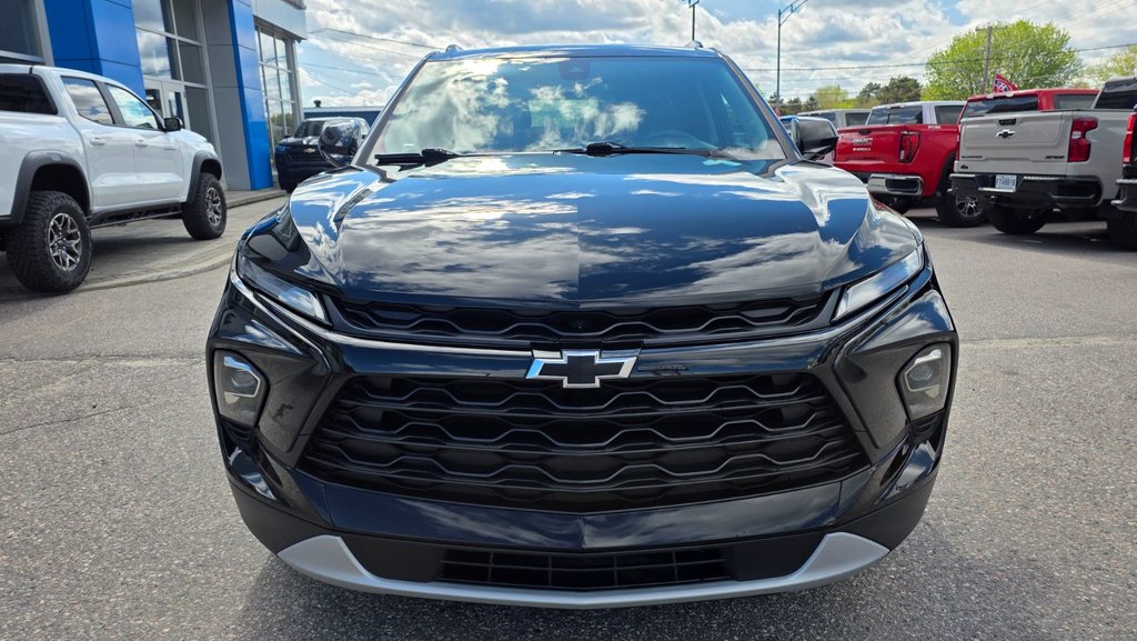 2023 Chevrolet Blazer in Mont-Laurier, Quebec - 2 - w1024h768px