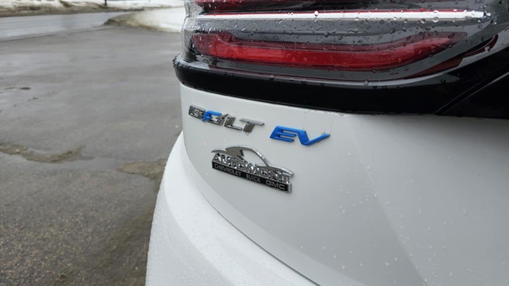 2022 Chevrolet Bolt EV in Mont-Laurier, Quebec - 8 - w1024h768px