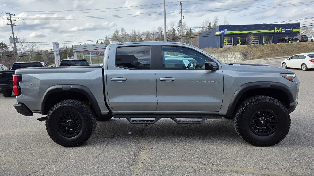 Chevrolet Colorado  2024 à Mont-Laurier, Québec - 4 - w1024h768px