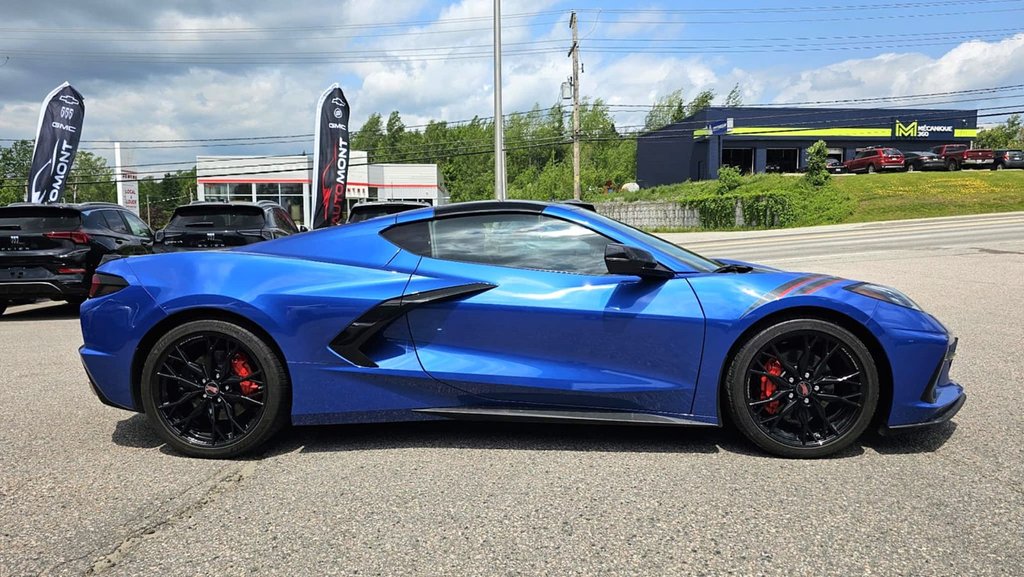 Chevrolet Corvette  2023 à Mont-Laurier, Québec - 6 - w1024h768px