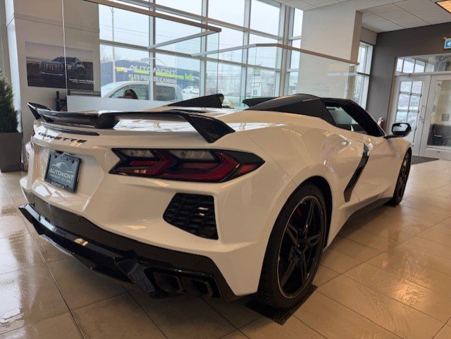 Chevrolet CORVETTE  2024 à Mont-Laurier, Québec - 2 - w1024h768px
