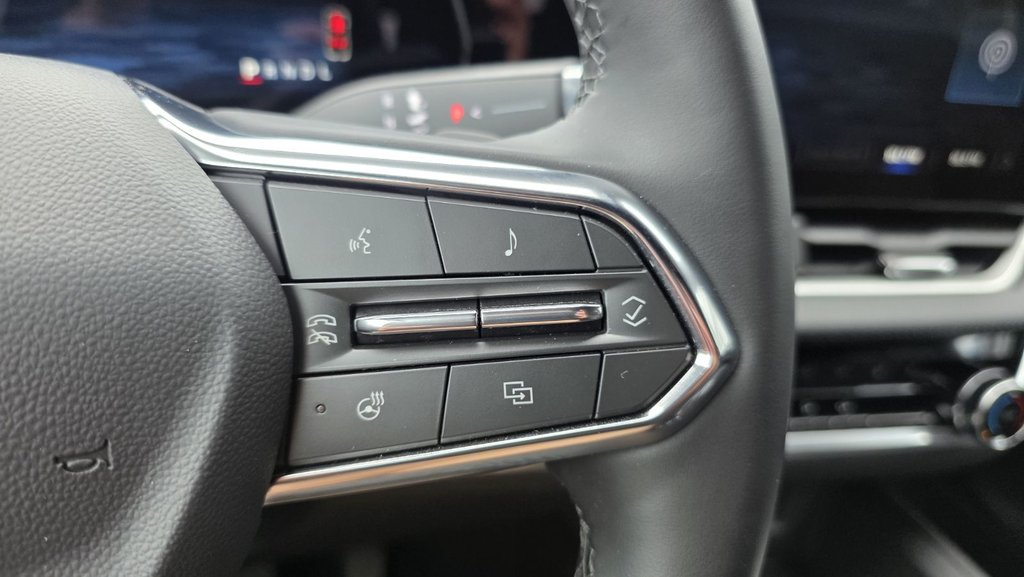 2026 Chevrolet Equinox in Mont-Laurier, Quebec - 25 - w1024h768px